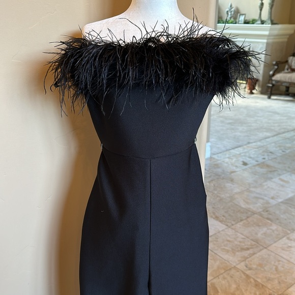 Ostrich feather strapless, body con jumpsuit NWT - Picture 2 of 4